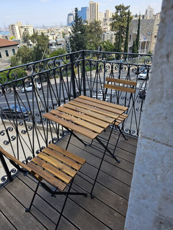 King Room with a Balcony - Image 8